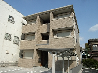 シャーメゾン上町