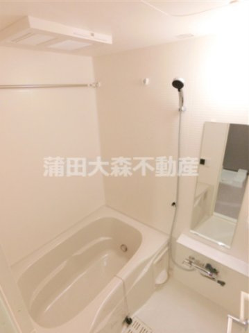 KDXレジデンス田園調布南の浴室|追焚と浴室乾燥機付きのお風呂　バスルーム