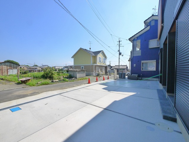 ドム　シャインの駐車場