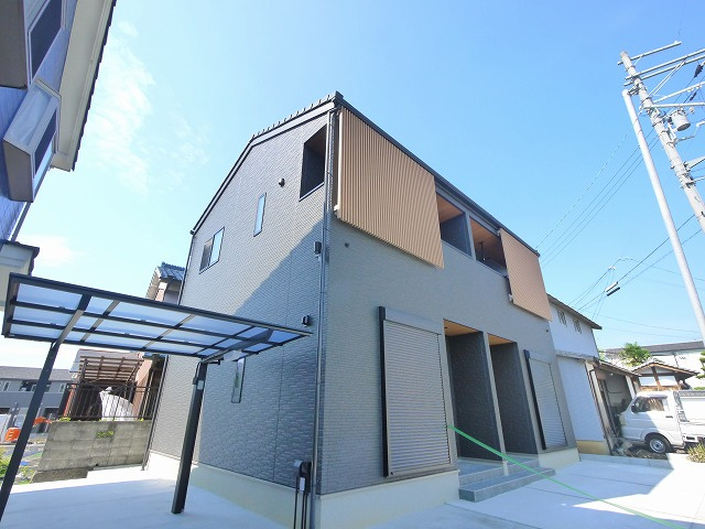 ドム　シャイン