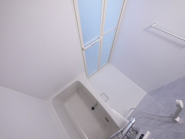 ドム　シャインの浴室