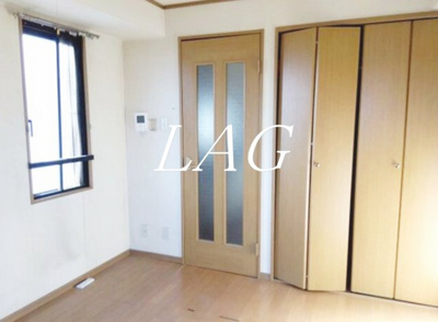 【寝室】 | 滝不動駅前ビル | 寝室です。