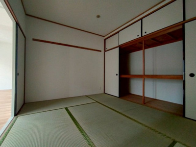 【寝室】 | コート川西