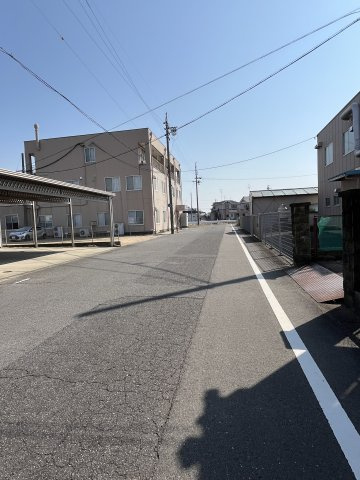 土地　福寿町間島6丁目の前面道路含む現地写真