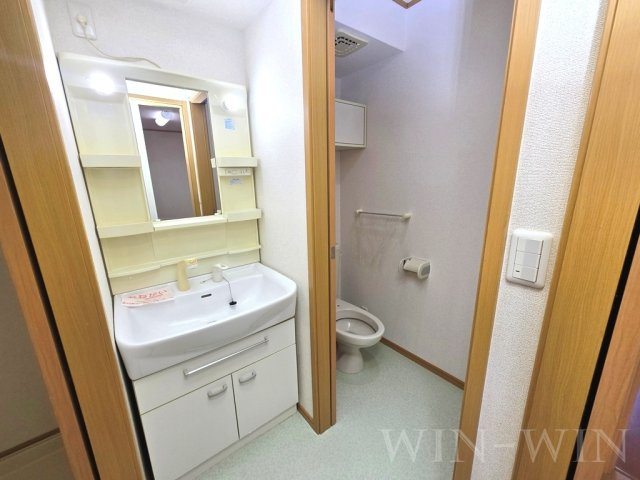 ユイロン・栄の洗面所