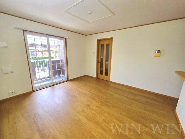 ユイロン・栄の居間・リビング