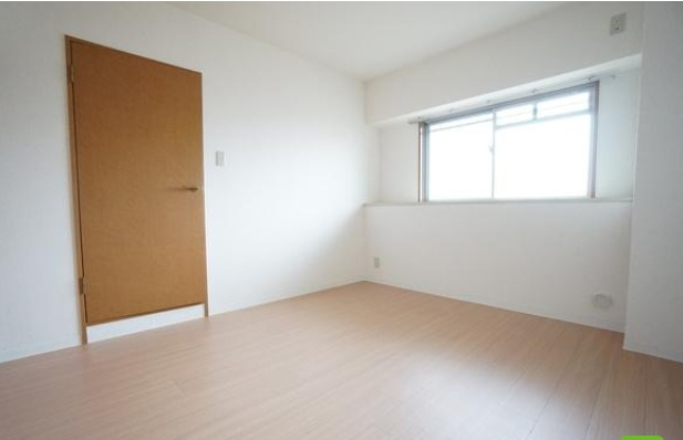 メゾンドール南千里の居間・リビング