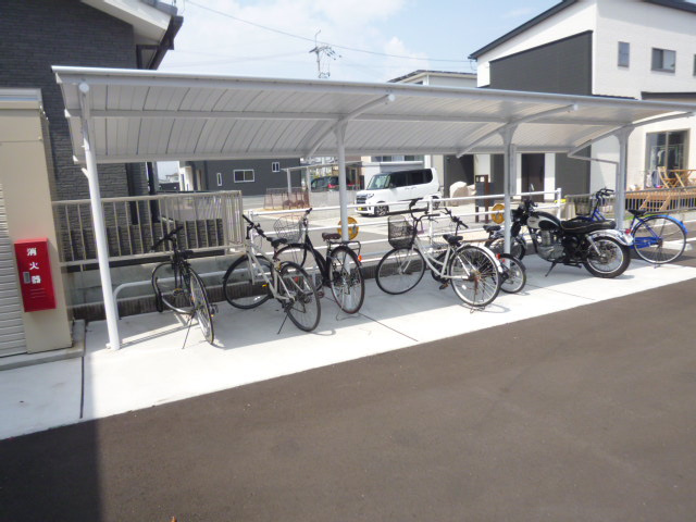 倉敷市連島町鶴新田のアパートのその他共用部分|駐輪場