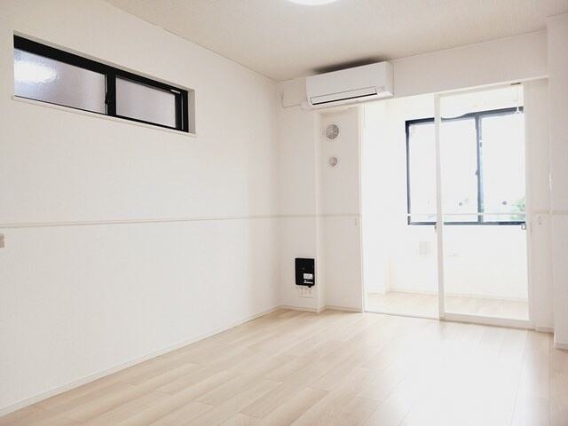 ソレイユの居間・リビング