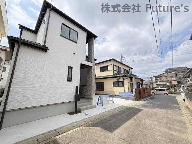 三郷市早稲田4丁目　新築戸建　全1棟の前面道路含む現地写真|前面道路含む現地写真です。