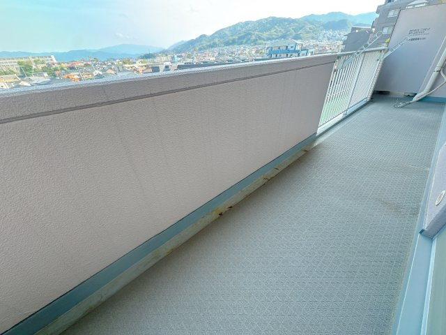 【バルコニー】 | グリーンマンションやよい坂☆仲介手数料☆半額☆ | あまりの眺めの良さに、その場を離れるのを忘れてしまう。そんなバルコニー。