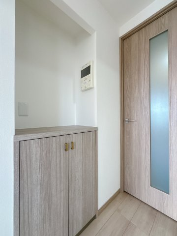 【セキュリティ】 | グリーンマンションやよい坂☆仲介手数料☆半額☆ | モニター付きのインターホンを備えています♪訪問者の顔をしっかりチェックすることができますね。