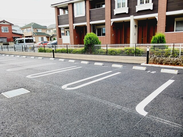 ソレイユの駐車場