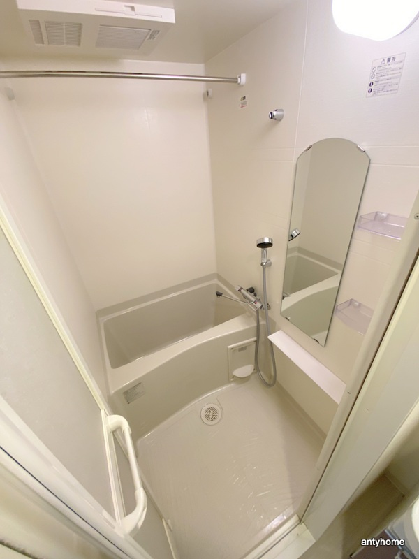 プレサンス堺筋本町駅前シェル　仲介手数料無料の浴室