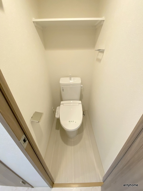 プレサンス堺筋本町駅前シェル　仲介手数料無料のトイレ