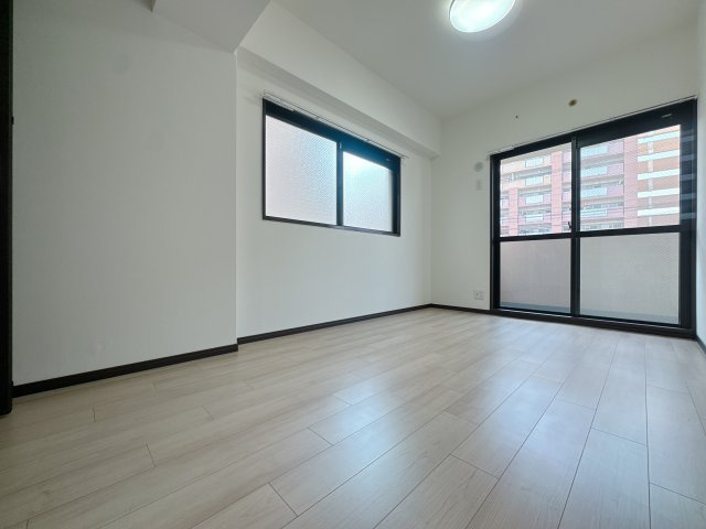 【洋室】 | グランピアマンションやよい坂☆仲介手数料無料☆ | ここは子供部屋にどうですか？明るいお部屋は勉強もはかどるね！