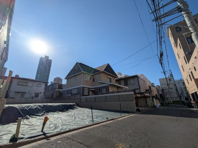 練馬区東大泉3丁目　土地30坪超×建築条件なし　限定2区画の前面道路含む現地写真