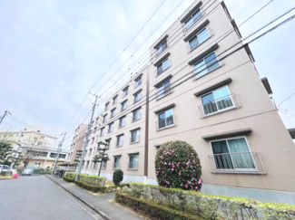 【外観】 | 【外観】
南西向き角住居につき明るい空間でご生活が可能です！