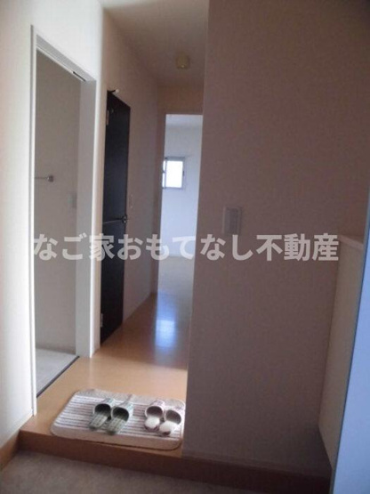 【玄関】 | サニーコート | ※写真は別号室