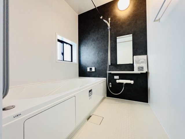 高浜市湯山町４丁目16-11『仲介手数料無料』新築戸建ての浴室