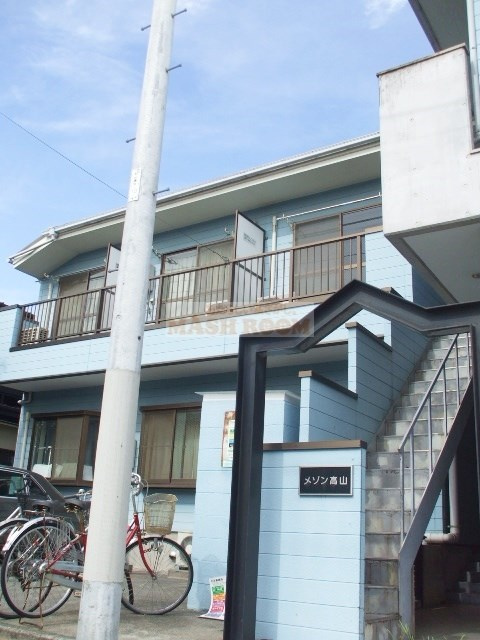 メゾン高山のエントランス