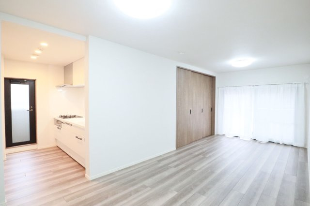 【居間・リビング】 | エステートマンション赤坂けやき通り☆仲介手数料無料☆