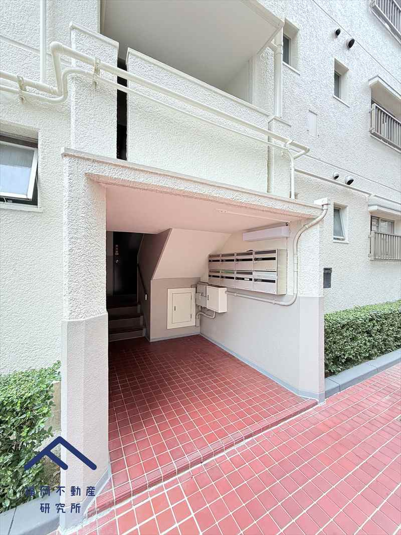 チサンマンション藤崎のエントランス