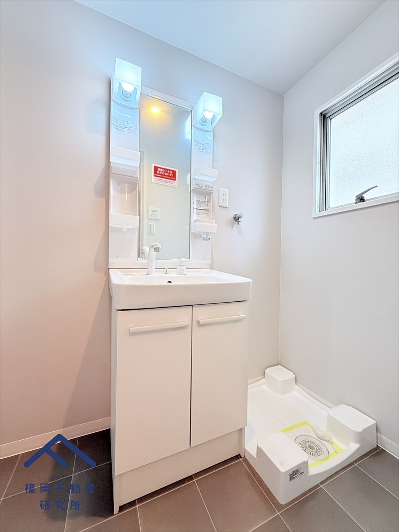 チサンマンション藤崎の独立洗面台