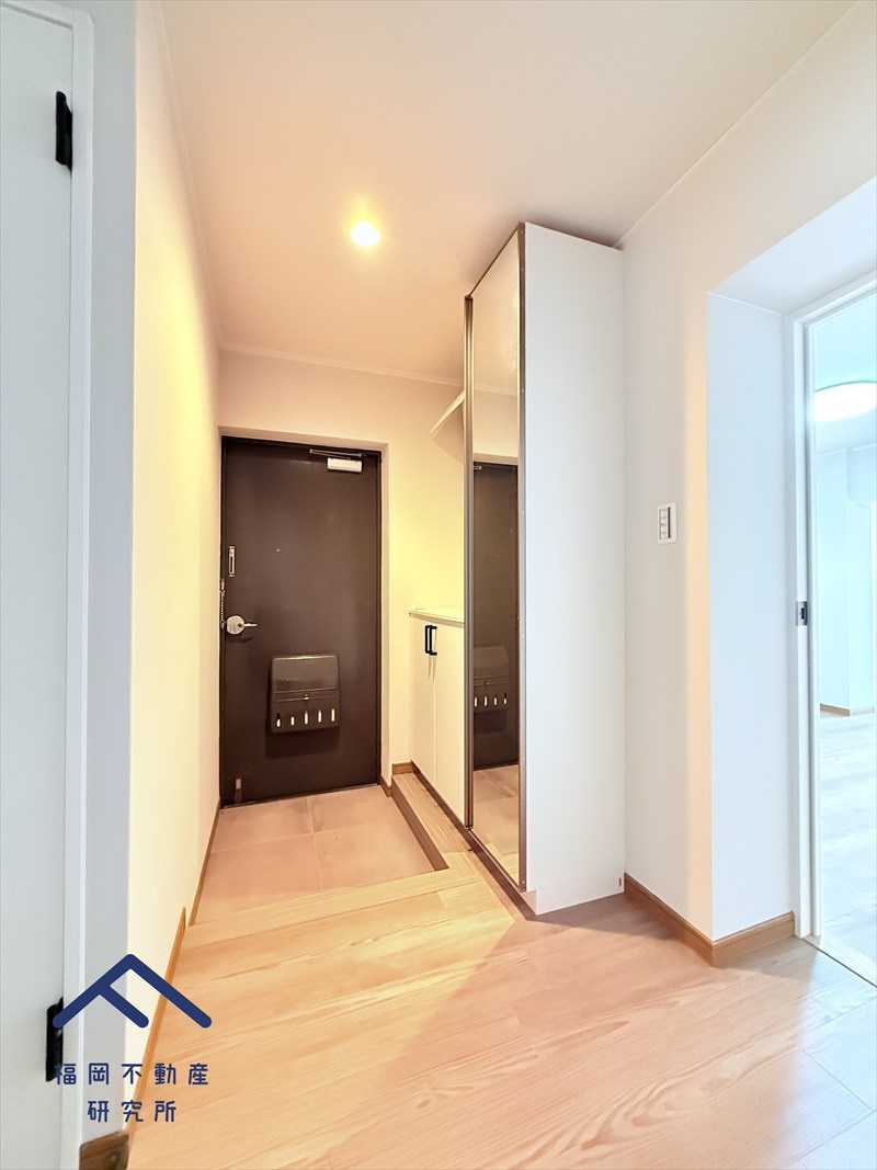 チサンマンション藤崎の玄関