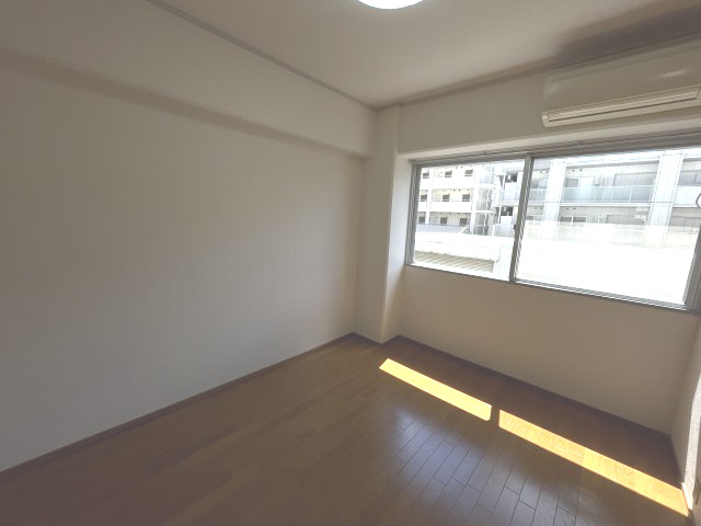ハイツ小松