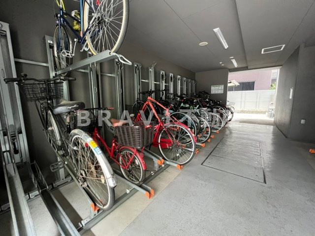 スワンズシティ大手前レーヴェ　BRAVI不動産のその他共用部分|【スワンズシティ大手前レーヴェ】駐輪場