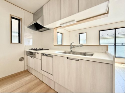 【キッチン】 | 鷹の台 | キッチンからリビング全体を見渡せる対面キッチンプランを採用！