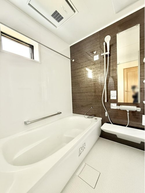 鷹の台の浴室|ゆったり1坪サイズの浴室で1日の疲れをリセット