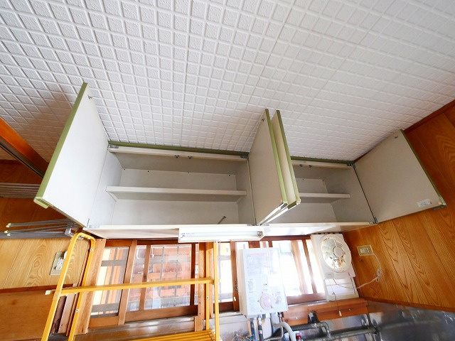 九条町貸家のキッチン