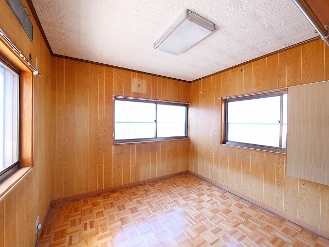 九条町貸家の洋室