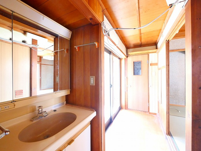 九条町貸家の内装