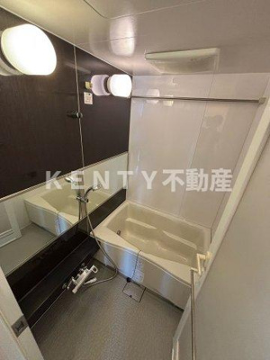 【浴室】 | イプセ蒲田 | 落ち着いた空間のお風呂です