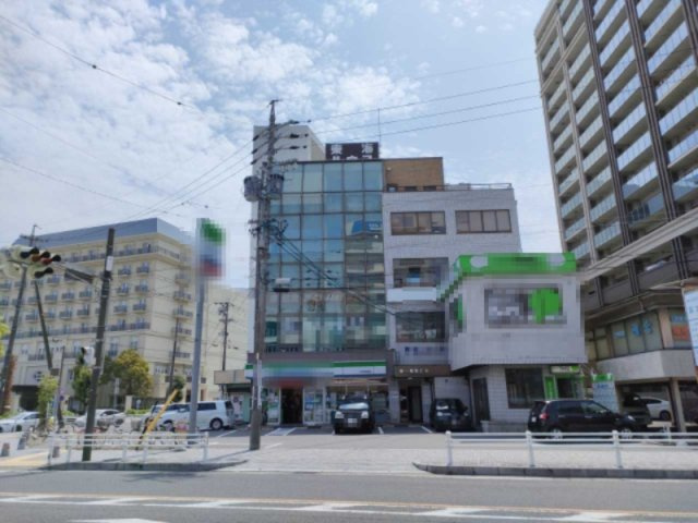 安城第1東海ビルの外観