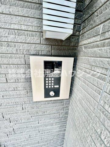 イーストサイド江坂のセキュリティ|オートロックで安心