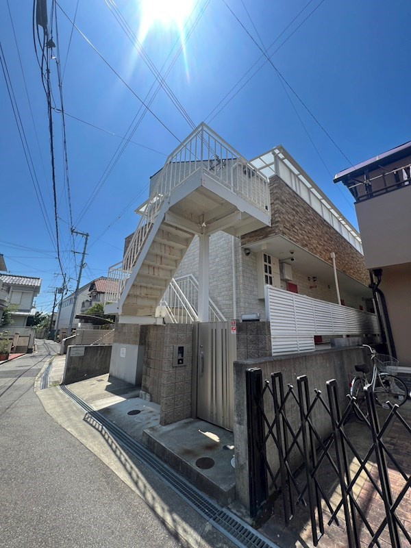 神戸市須磨区千守町２丁目のアパート