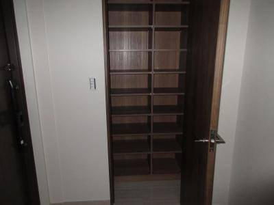 プレージア京都聖護院ノ邸の玄関|下駄箱