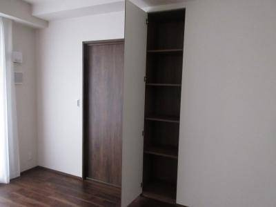 プレージア京都聖護院ノ邸の収納|リビング収納