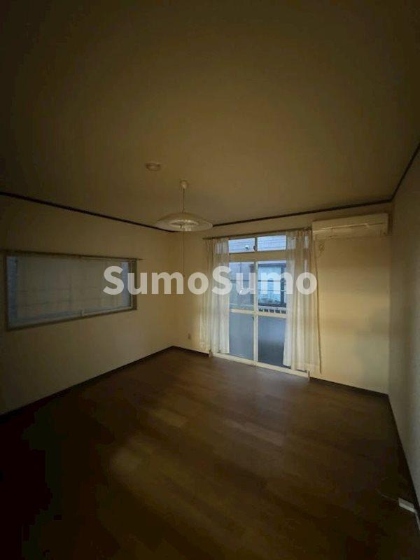 ラックコウベの居間・リビング|ゆったりとした居間です