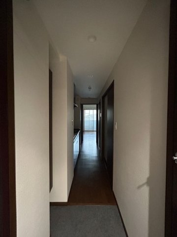 Mano Mansionの玄関