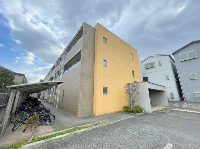 ジョイーレの外観