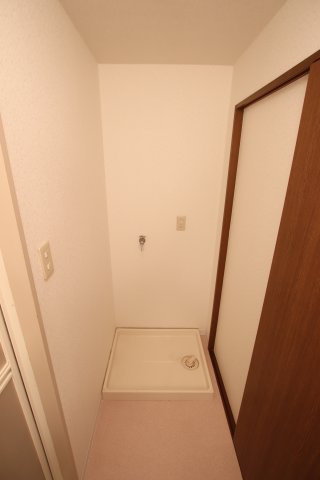 【設備】 | ルナ・ピエーナ泉北 | 室内洗濯機置き場
