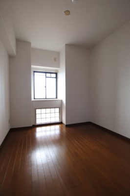 【寝室】 | ルナ・ピエーナ泉北