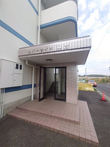 リバーサイド・和合のエントランス