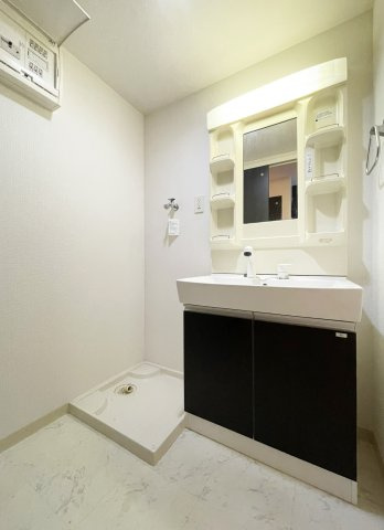 徳島市北佐古一番町の賃貸マンションの洗面所