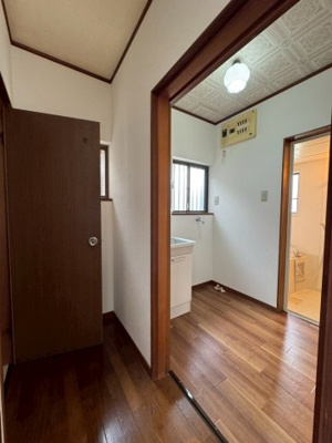 【居間・リビング】 | 飯村南４丁目貸家